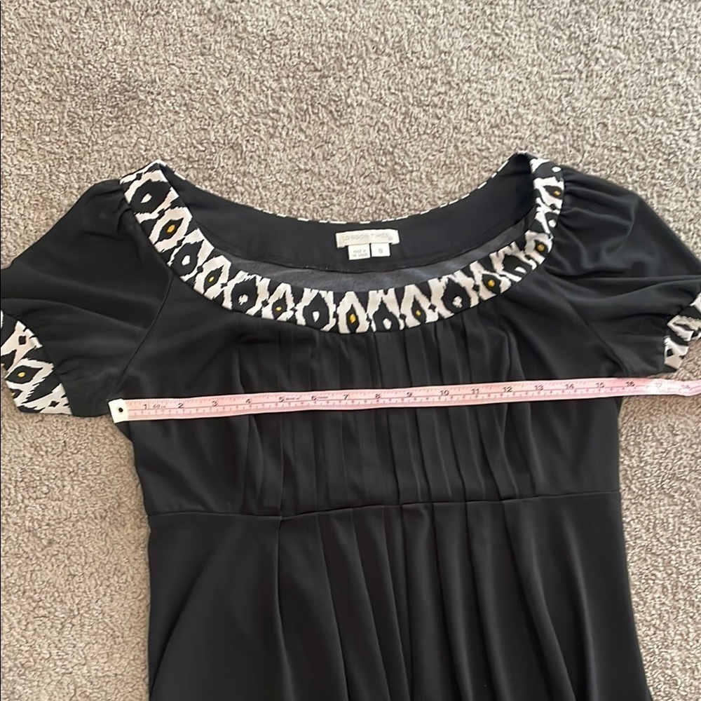 Black and White Geometric Puff Sleeve Sundress | Size 8 - Picture 8 of 11